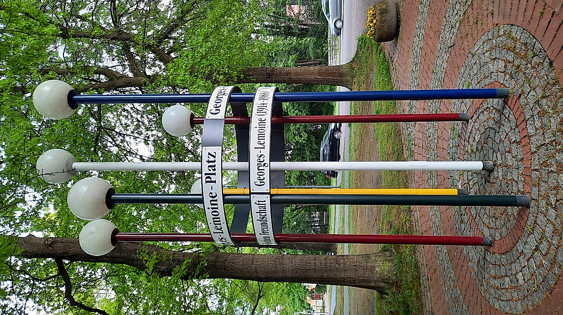 Gedenken der Städtepartnerschaft Soltau–Laon mit Kranzniederlegung am Georges-Lemoine-Platz