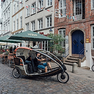 Mit der Rikscha durch Hamburg