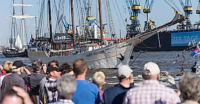 Große Auslaufparade