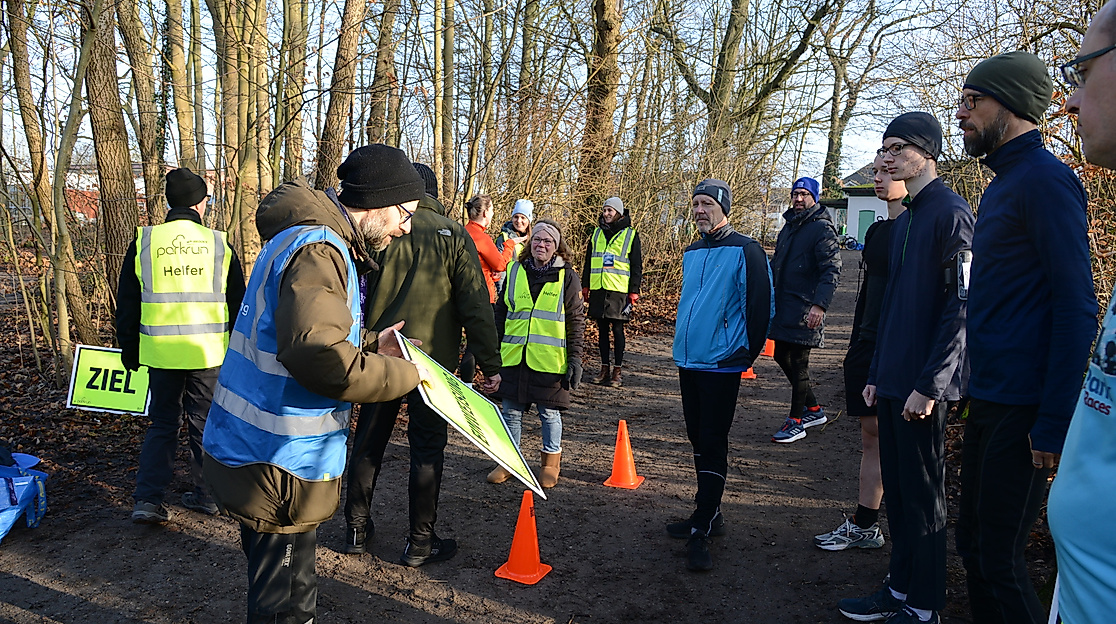 Begrüßung am Start und Erklärung der Lauf/Walk-Strecke