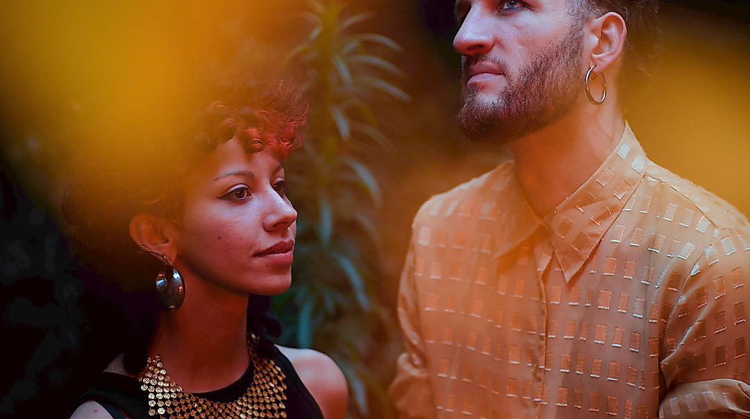 Ko Shin Moon (fr), Tatsuya Yoshida x Risa Takeda (jp)