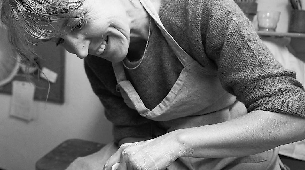 Drehkurs an der elektrischen Töpferscheibe