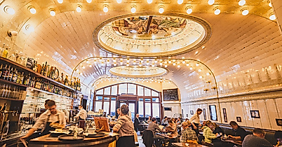 cafe-paris_c-2018-thisisjulia-photography-6