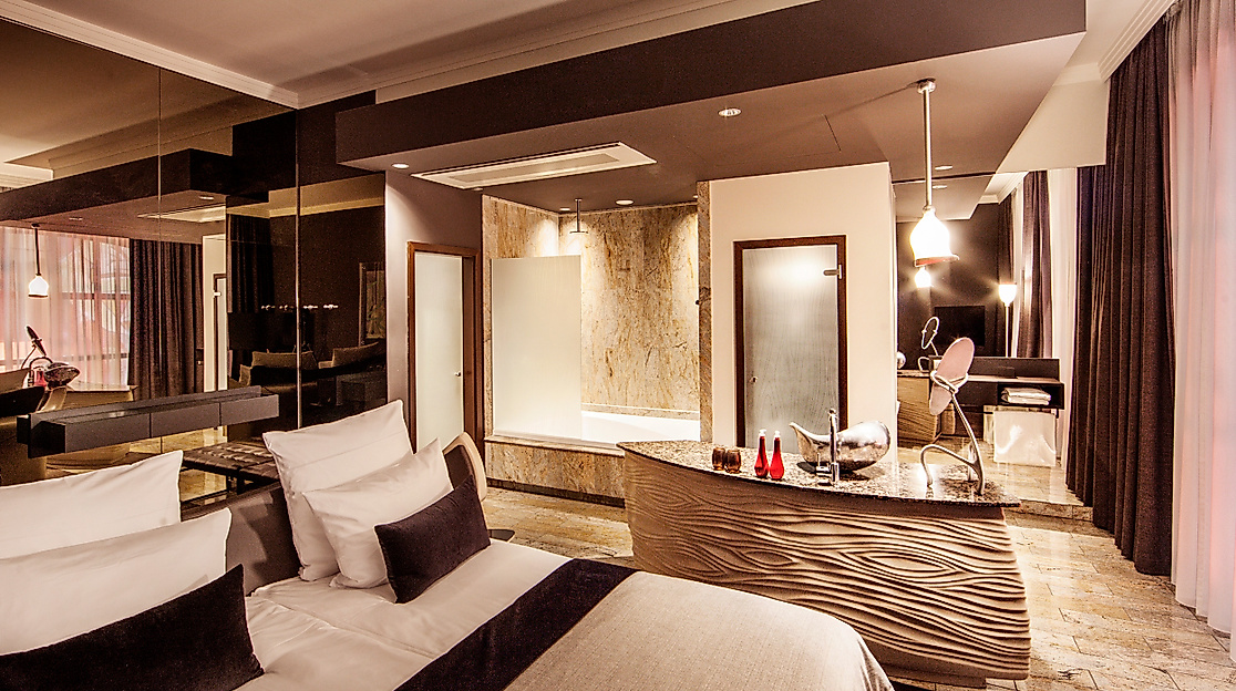 EAST Hotel Hamburg: Splash Room