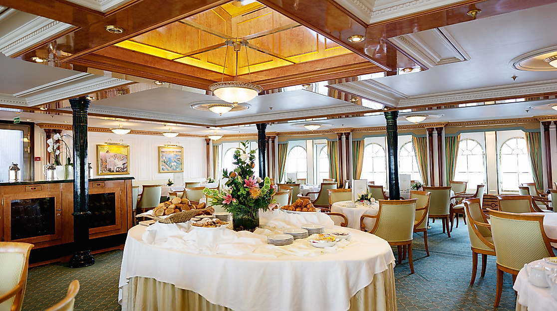 sea-cloud_c-rene-staud-2