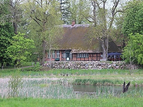 Führung durch den Naturerlebnisraum Pfarrhof Schönwalde