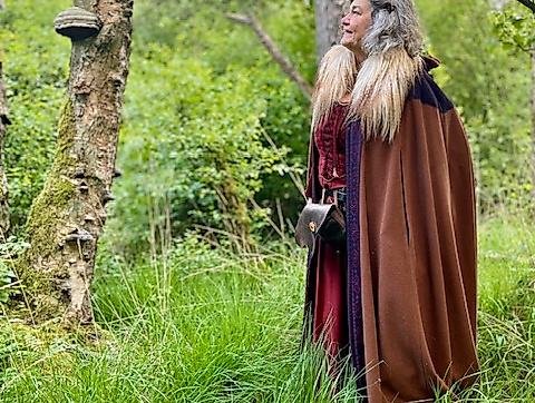 Naturführung mit erotischen Liedern aus 8 Jahrhunderten und Picknick