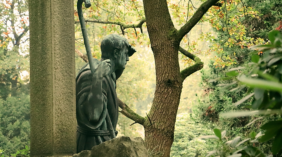 alter-friedhof-ohlsdorf_c-pixabay-grimmstadt