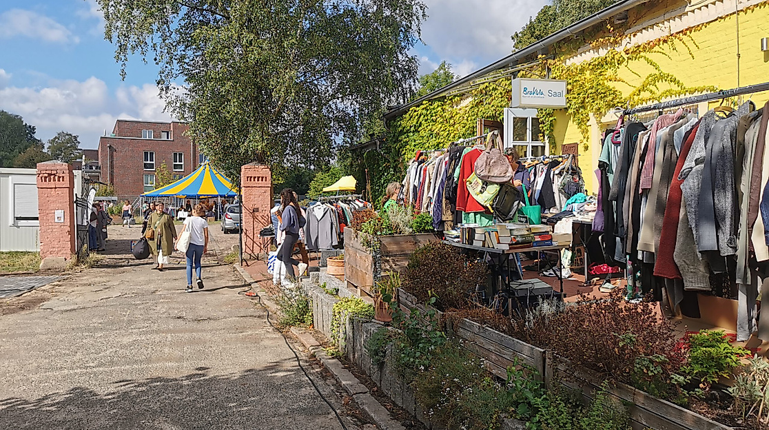 Frauenklamottenflohmarkt 11.02