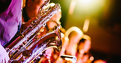jazz-saxophone_c-jens-thekkeveettil-dbwvuqboou8-unsplash