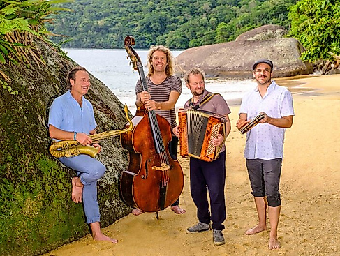 Quadro Nuevo - Melodien aus fernen Welten, Tango, ägäische Mythen-Klänge, orientalische Grooves, waghalsige Improvisationen und ...