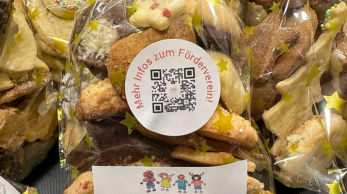 Plätzchenverkauf vom Förderverein Kita am Medembogen e.V.