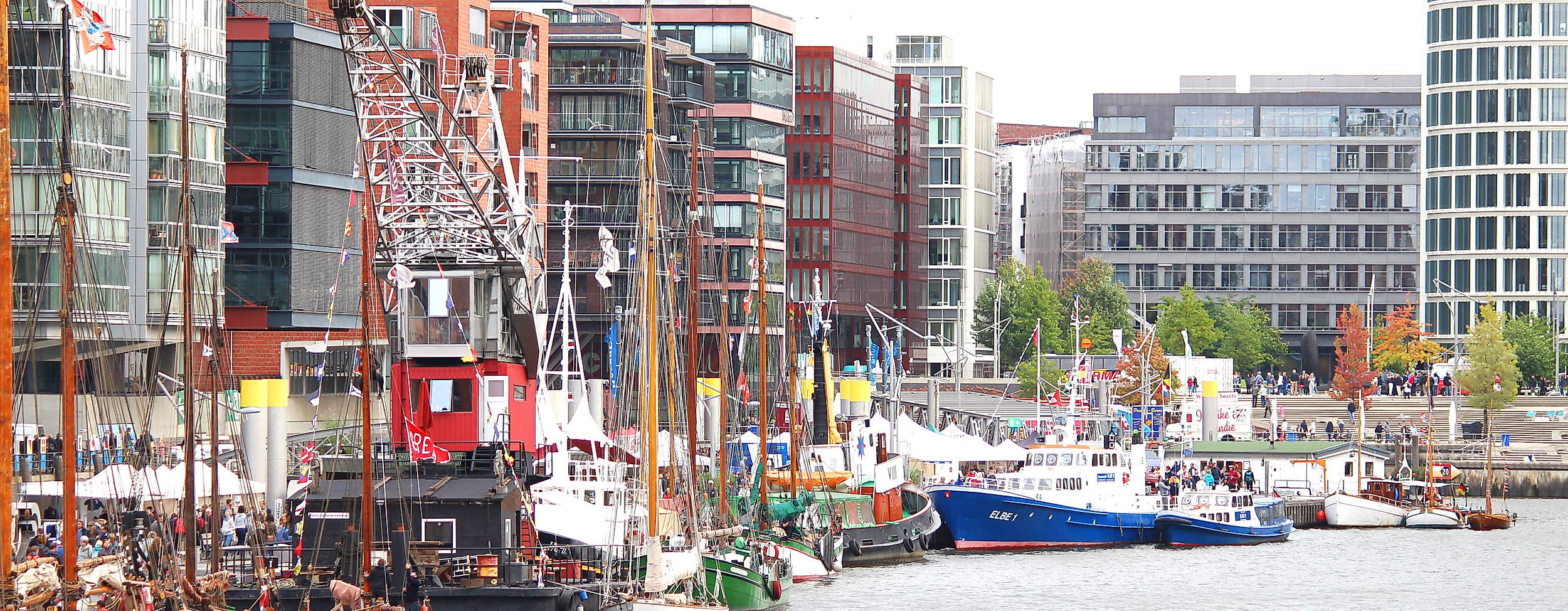 traditionsschiffhafen-im-sandtorhafen_c-shm-dirk-passehl-2