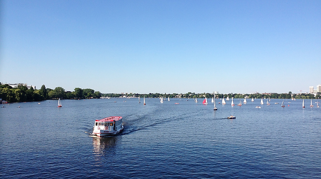 Aussenalster2_skaliert(c)FelixBehnke_nightcolor.de