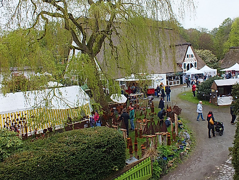 Kunsthandwerkermarkt Taubenhof Cadenberge