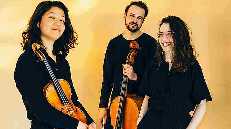 Avin Trio