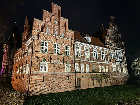 Bergedorfer Schloss bei Nacht