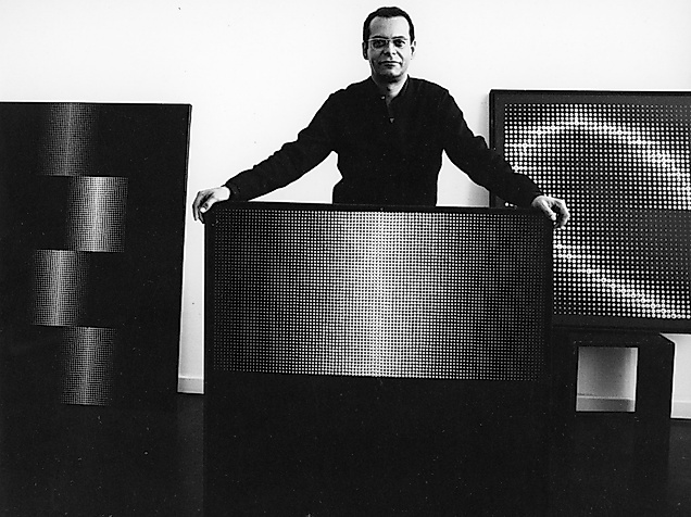 Almir Mavignier with own works, 1965