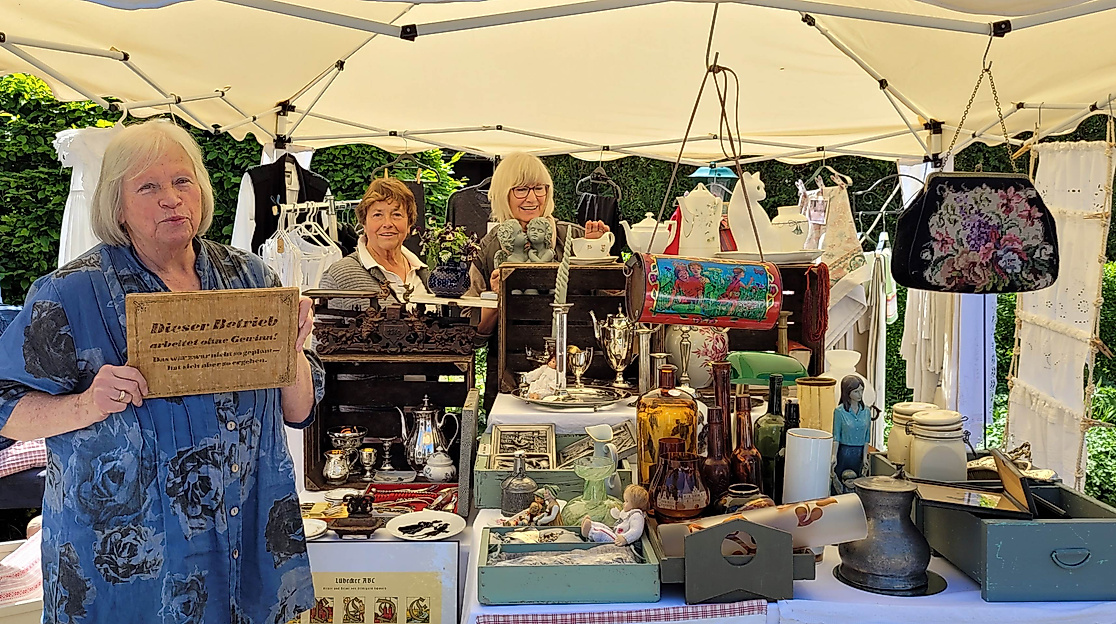 Astrid Petersen und ihr Team laden zum Antik und Trödelmarkt