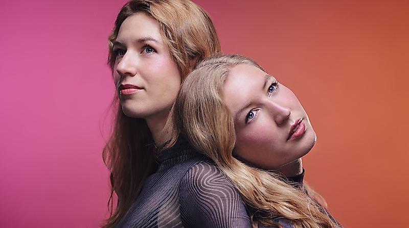 Anouchka & Katharina Hack - mit dem Programm "Alle Menschen werden Schwestern"