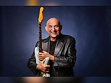 Zed Mitchell & Band