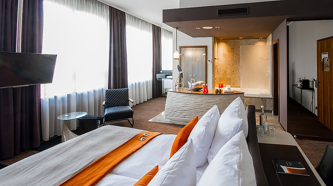 EAST Hotel Hamburg: Aqua Room