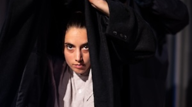 MOMO - Eine Geschichte der Zeit - Tanzstück für Menschen ab 6 Jahren und die ganze Familie