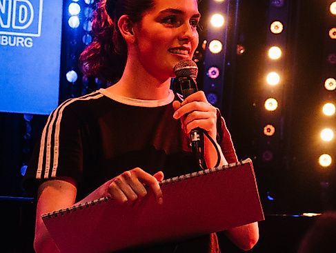 POETRY SLAM EIMSBÜTTEL  Jeden 1. Montag im Monat