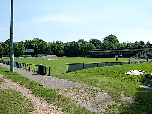 Adolf-Jäger-Kampfbahn
