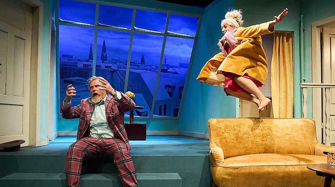 Barfoot in´n Park – Verliebt, verlobt, verkracht - Ohnsorg Theater