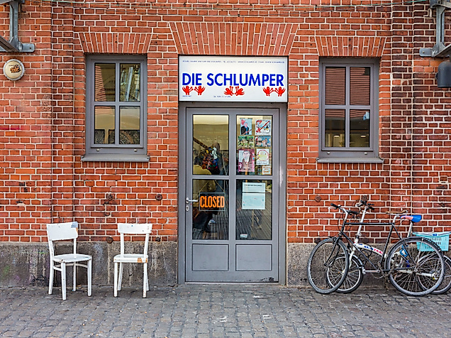 lee_maas_timo_sommer_schanze_karoviertel_die_schlumper_3000px_argb_591