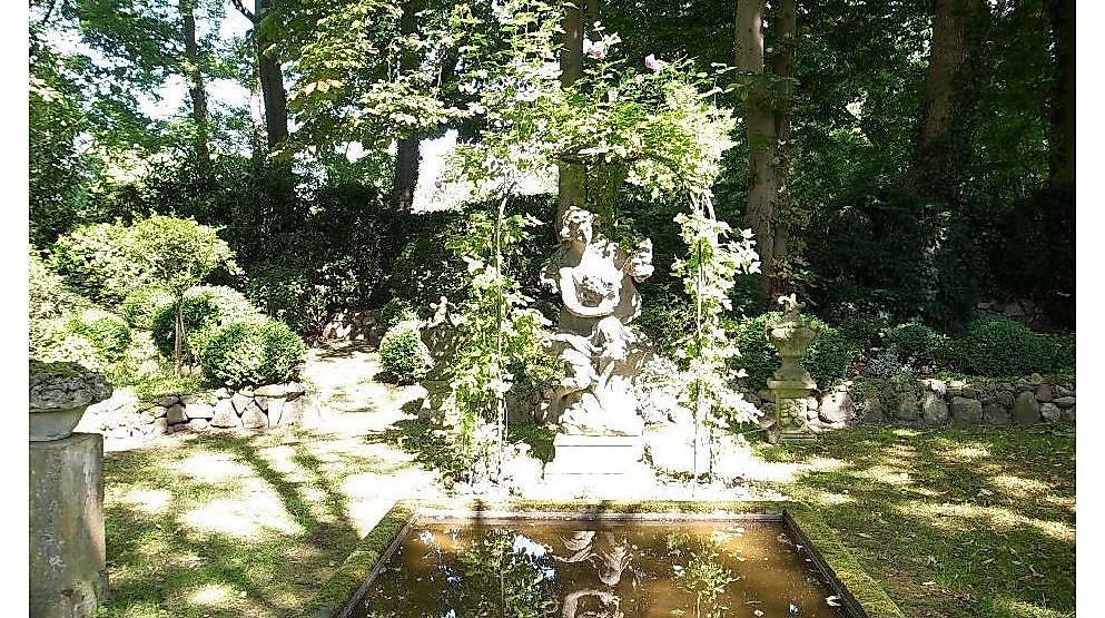 im Garten der Stiftung Ohm