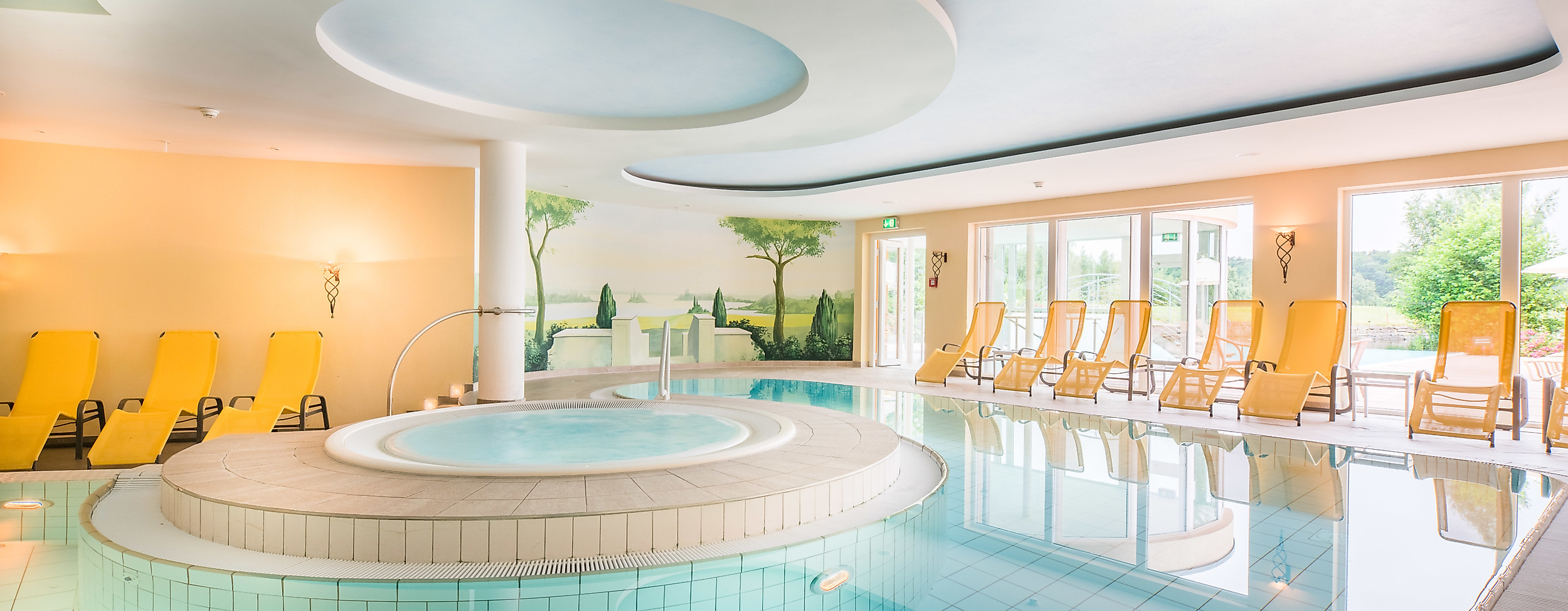 spa_indoorpool_ii_c-castanea-resort