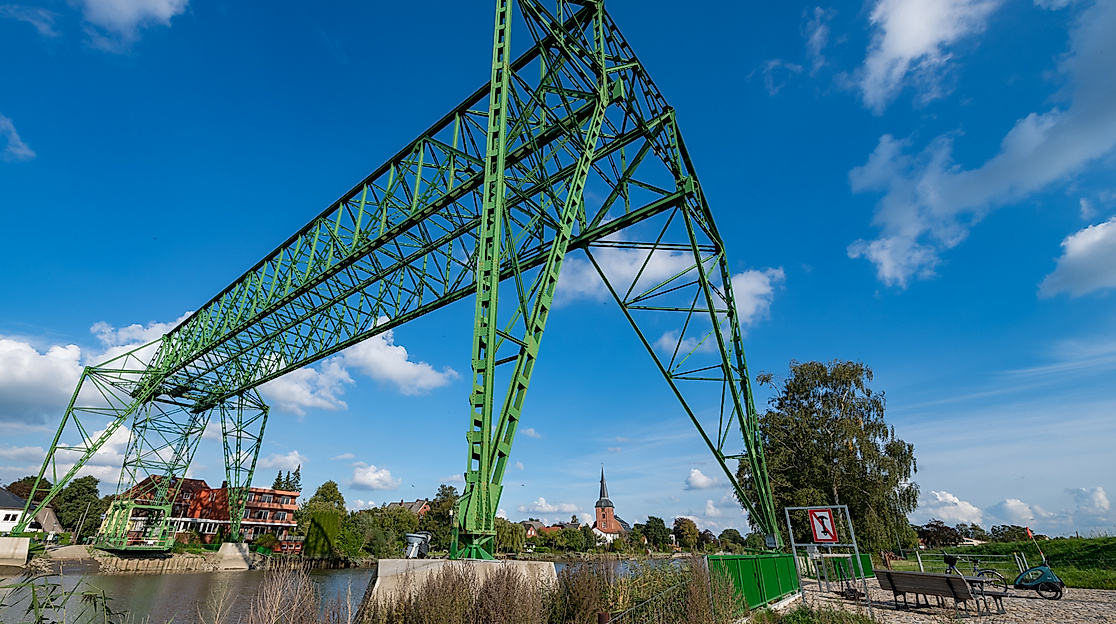 Saisonbeginn der Schwebefähre