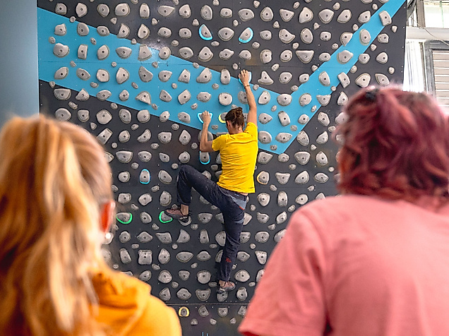 poi-2500x974_Boulderwelt_3