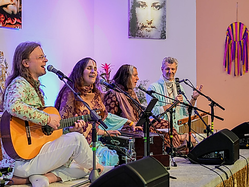 Main Act Abendkonzert: Kalyani &amp; Samuel feat. Erik