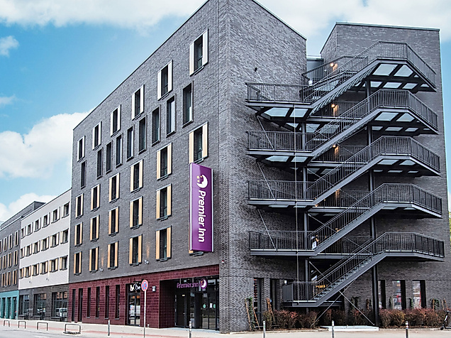 External view Premier Inn Hamburg St. Pauli