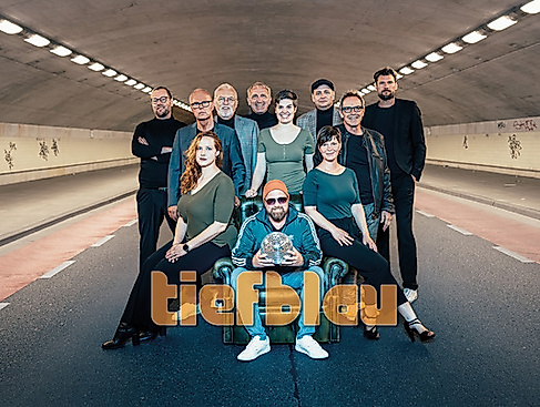 MeerZeit Night "Live" mit tiefblau
