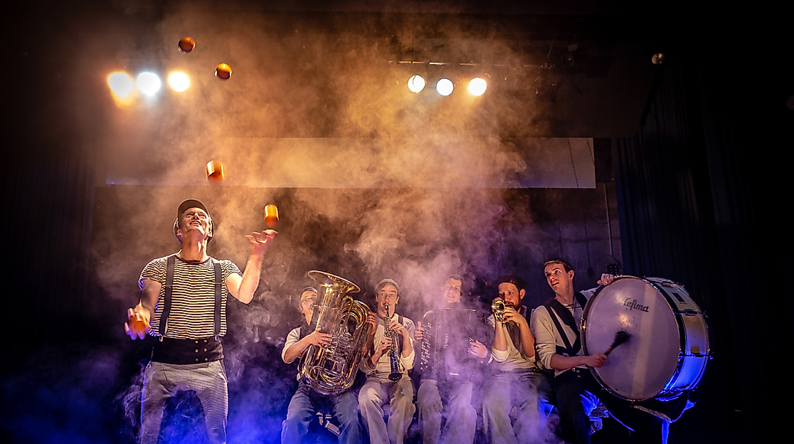 8. Jonglage  - Foto Maike Hüls-Graening-ret