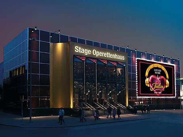 Operettenhaus-2024-Julia-Frontansicht