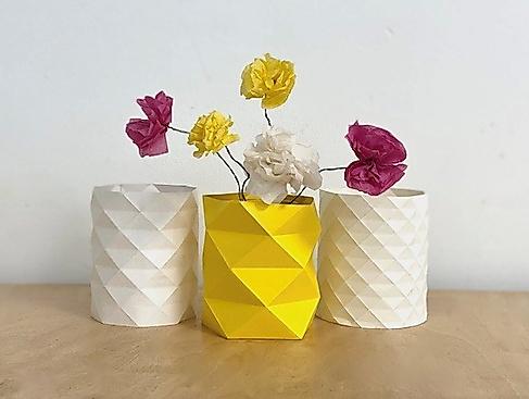 Kreativ-Workshop: Vasen aus gefaltetem Papier