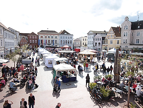 Eutiner Frühling – Verkaufsoffener–Sonntag