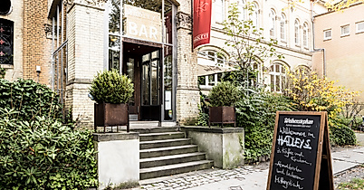 hadleys-eingang_c-cafe-hadleys-betriebsgmbh