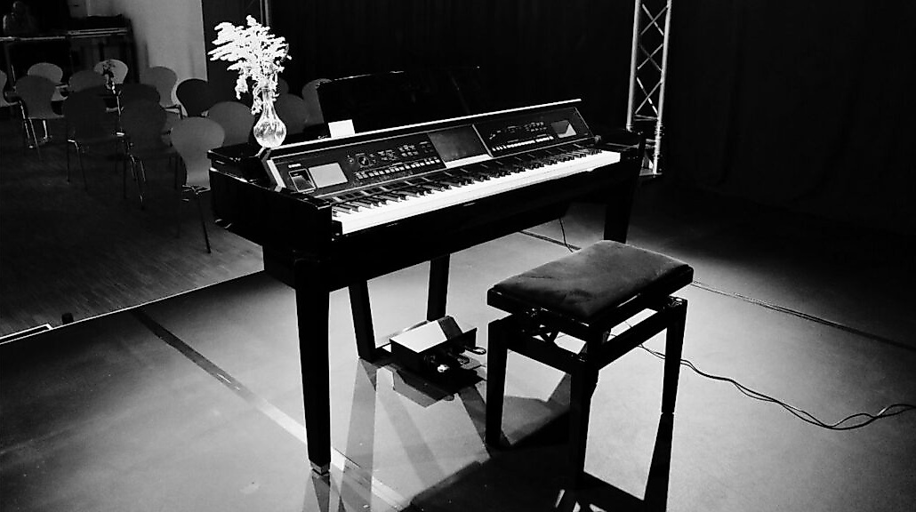 piano_bim_astrid_demand-schnitzer-schwarz-weiss_kleiner-1038x576