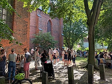 Sommerfest rund um St. Aegidien mit Pastorin Nicola Nehmzow und Team