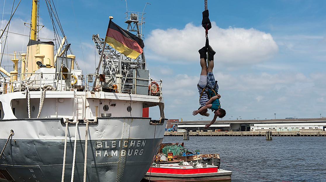 Bungee Jumping Hafenkran