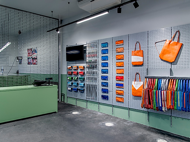 freitag_store_hamburg_tobiaskoenigphoto_highres-3