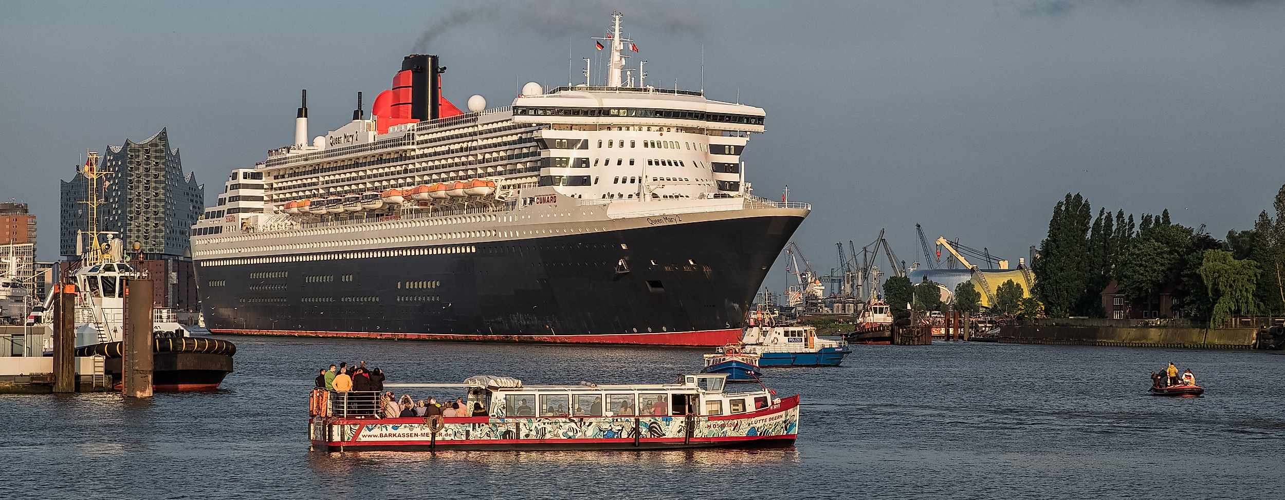 luette-deern_queen-mary_c-andreas-kreutzer_1