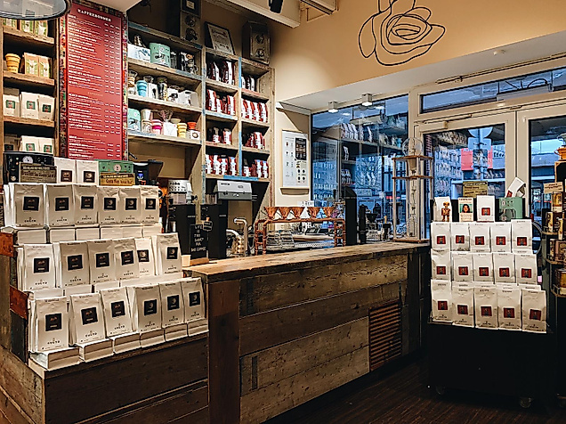 kaffeeverkauf-und-brew-bar-c-maya-kaffeeroesterei