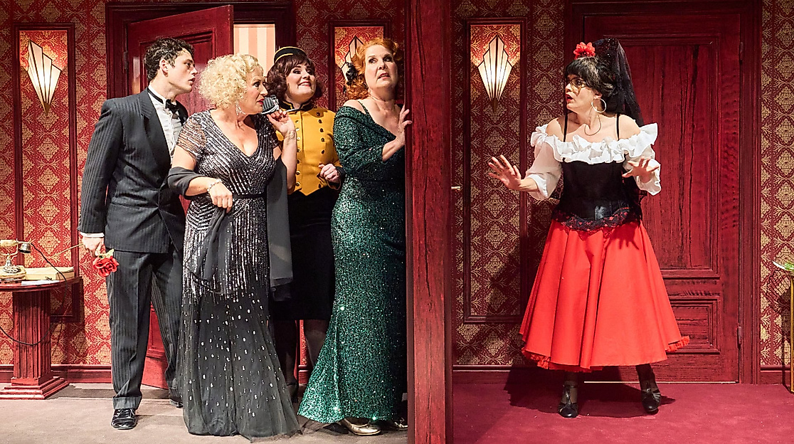 Alarm int Theaterhuus – Carmen darf nicht platzen - Ohnsorg Theater